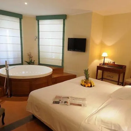 Grand San Gemini Hotel 2*