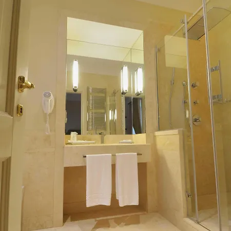 Grand San Gemini Hotel 4*