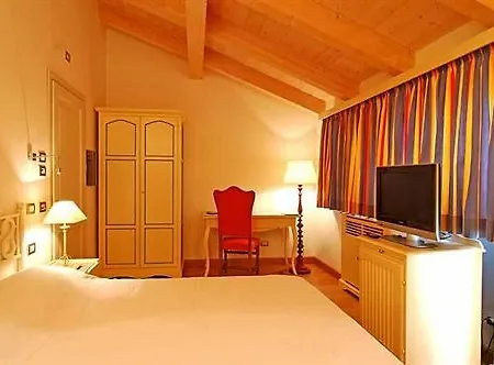 Grand San Gemini Τέρνι